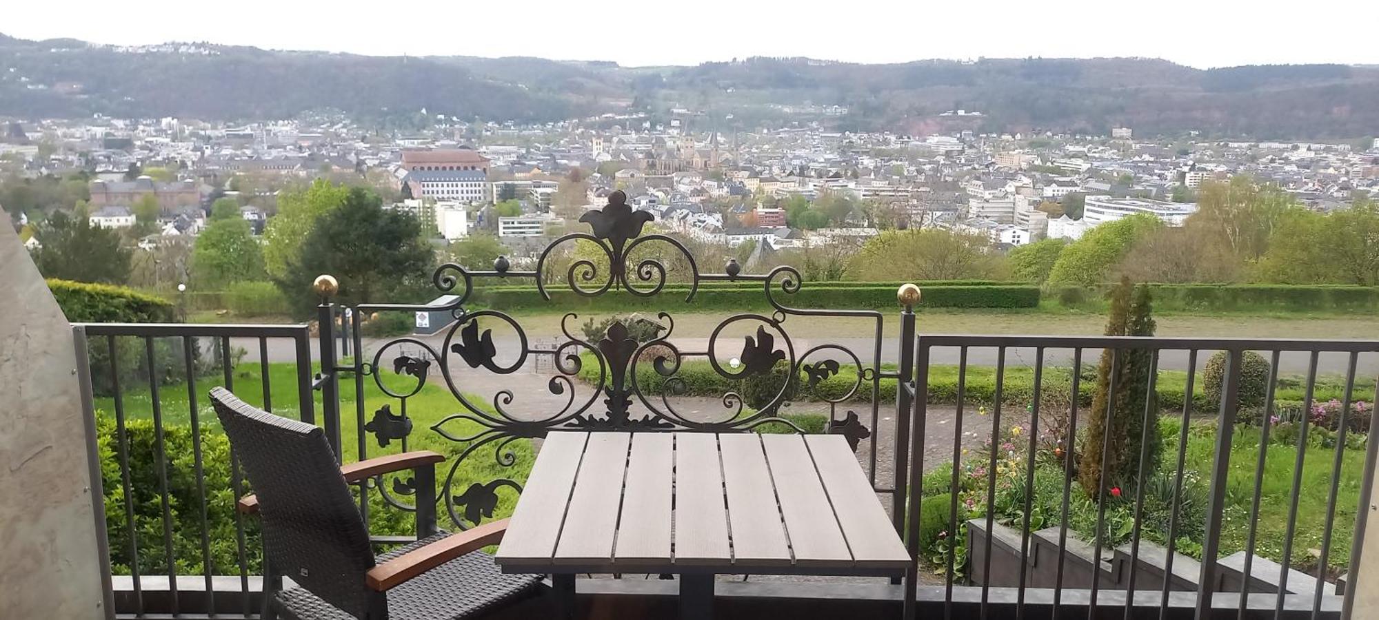 Ferienwohnungen Petrisberg Trier Exterior foto
